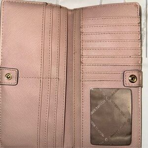 Michael Kors Wallet Bundle